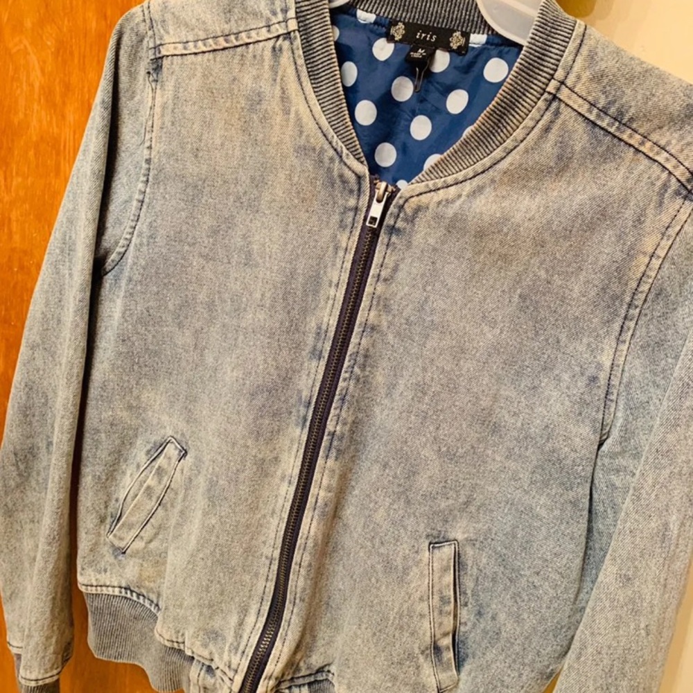 Jean jacket - Picture 2 of 4